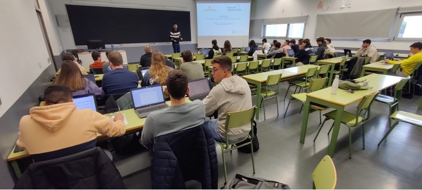 Presentation of REDONA to the UPV students | REDONA Recovery of fruits and vegetables in Mercavalència UPV